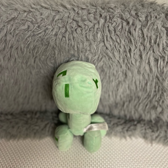 Minecraft Creeper plush EUC - Picture 6 of 6